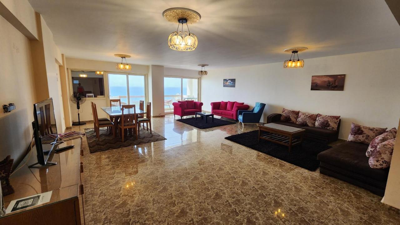 Апартаменти Midpoint Sea View - Families Only Александрія Екстер'єр фото